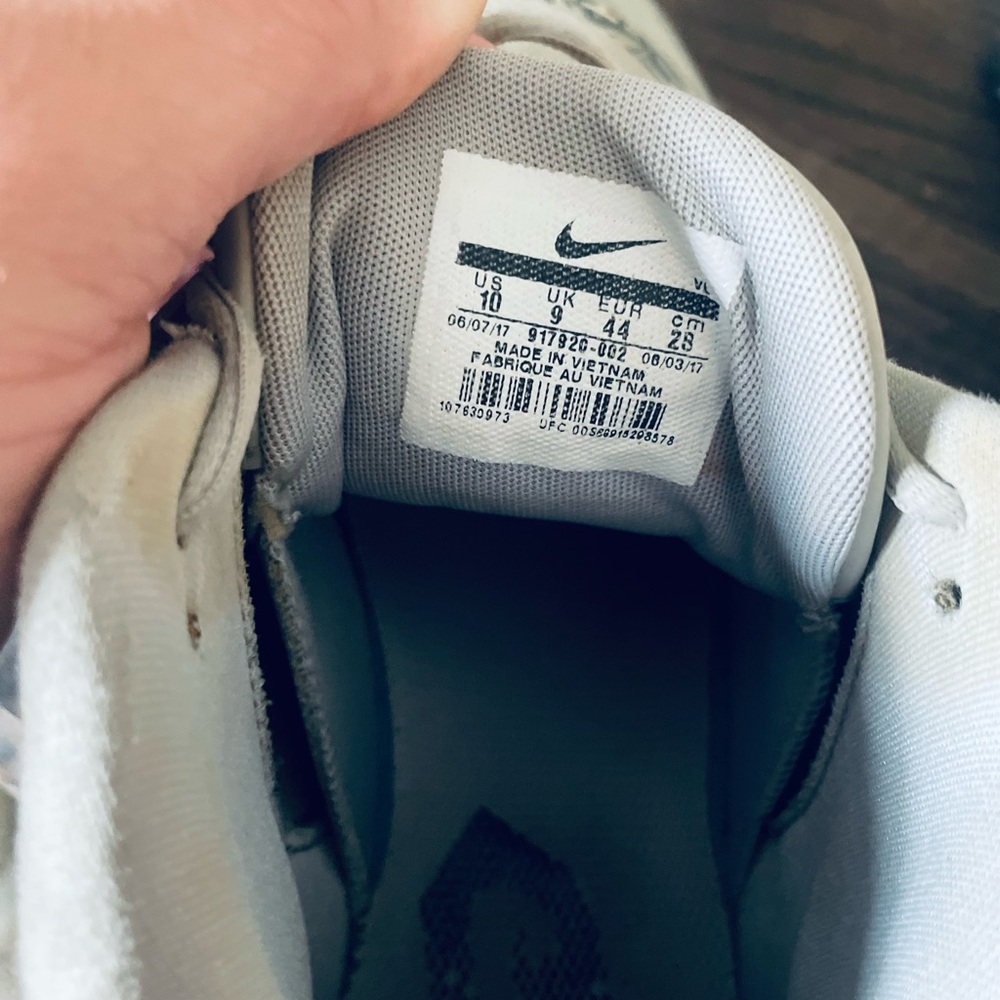 Nike High-Top Sneakers in White and Black - Picture 6 of 6